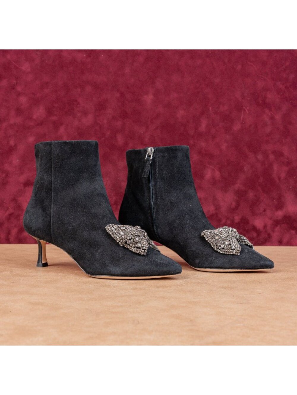 Tory Burch Women Crystal embellishment Bow Black Suede Ankle Boots sz 6.5
